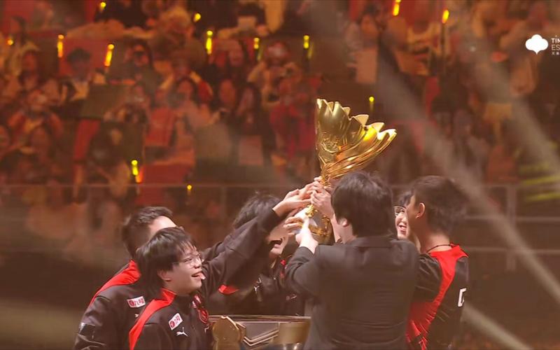 ON送大了！Creme沙皇三杀稳大局 Elk难C队友 TES扳回一城